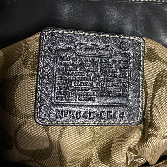 Coach Soho EUC Vintage Topstitch Black Leather Shoulder Bag - Picture 9 of 12